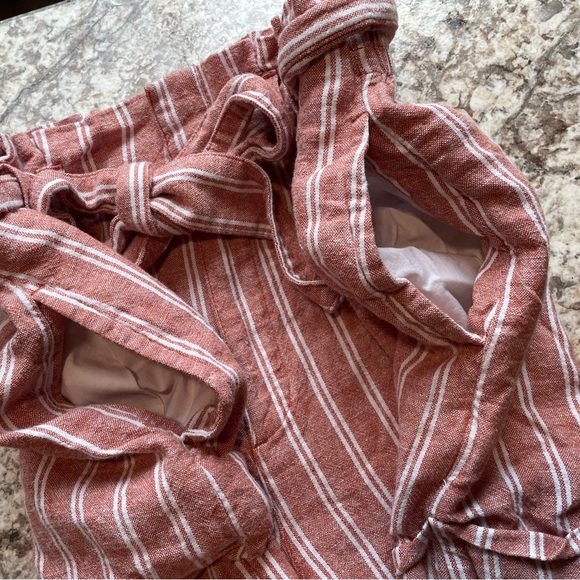 ❌SOLD!❌ Like New! Abercrombie & Fitch Striped Linen Paperbag Belted High Waisted - Picture 5 of 13